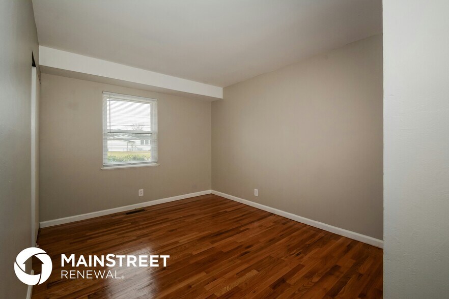 Building Photo - 1095 Humes Ln