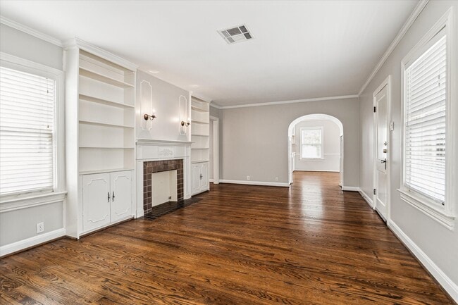 Building Photo - 2315 Swift Blvd