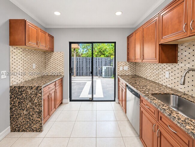 Building Photo - 22344 Palomita Dr