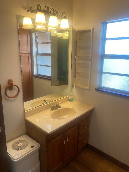 Building Photo - 832 E Keysville Rd