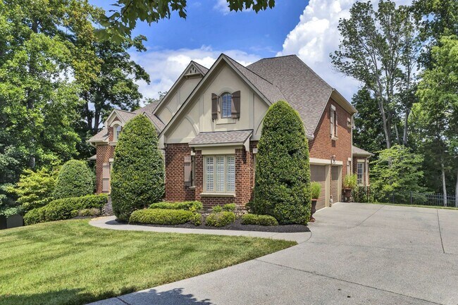 Building Photo - Fully Furnished 4 Bedroom, 3.5 Bath w/ 3 Car Garage and Unfinished Basement in Governors Club