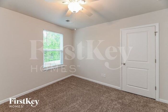 Building Photo - 620 Wayton Cir