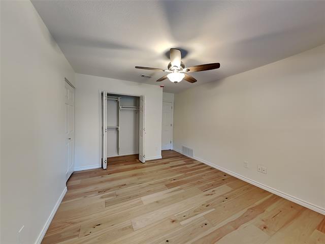Building Photo - 9382 Live Oak Ln