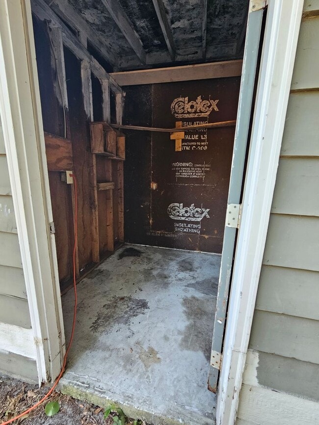 Building Photo - 3BR Home Near Downtown Wilmington – Recently Updated, Pet Friendly