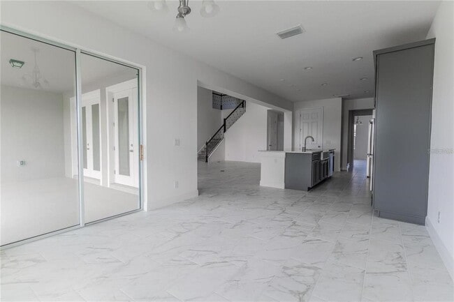 Building Photo - 5018 Down Ct