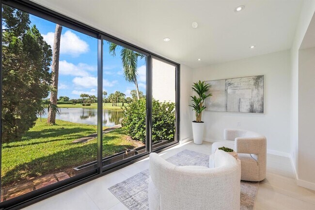 Building Photo - 800 Greensward Ct