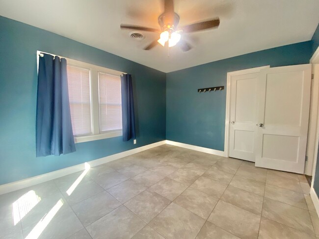 Building Photo - Move In Special! $500 off the Second Month...