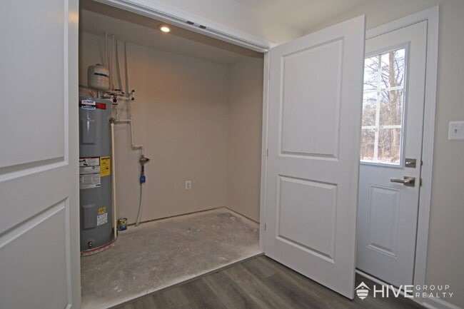 Building Photo - A Hidden Gem Surrounded by Trees