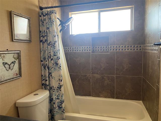 Building Photo - 1230 Donegal Ln