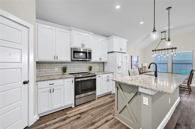 Building Photo - 4817 Enclave Dr