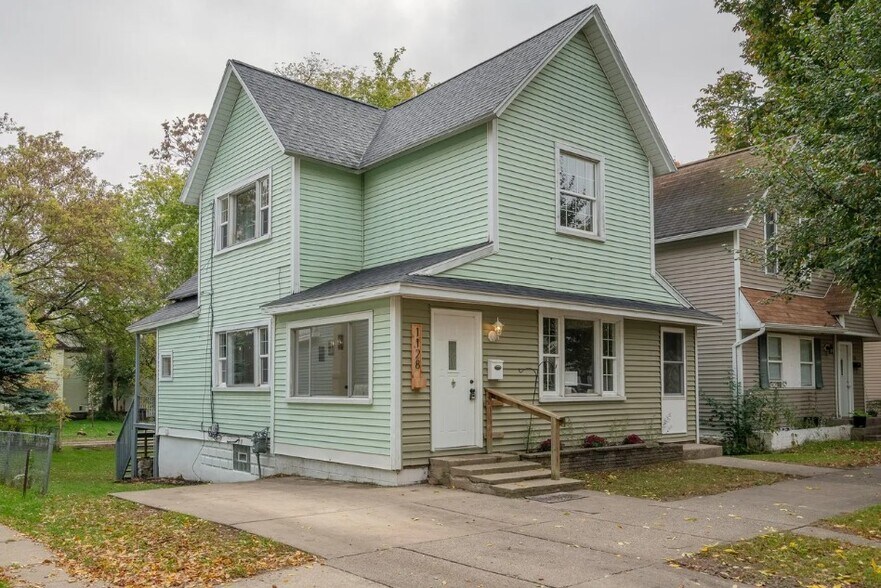 Primary Photo - 1128 Mc Reynolds Ave NW