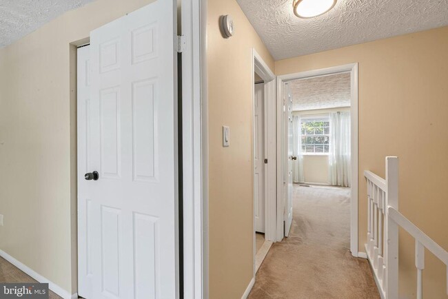Building Photo - 7973 Tyson Oaks Cir