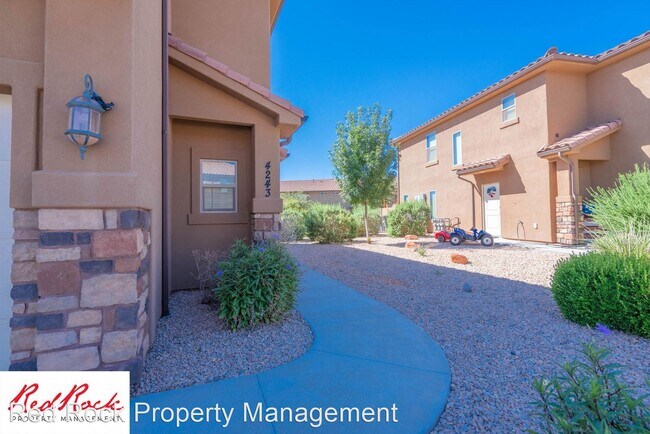 Building Photo - 3 br, 2.5 bath House - 4243 Bella Vista Drive