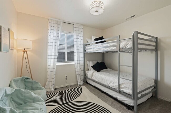 Building Photo - 3808 Bobwhite St