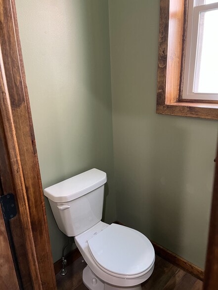 half bathroom - 638 4th St