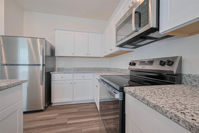 Building Photo - 8510 Ora Mdws Dr