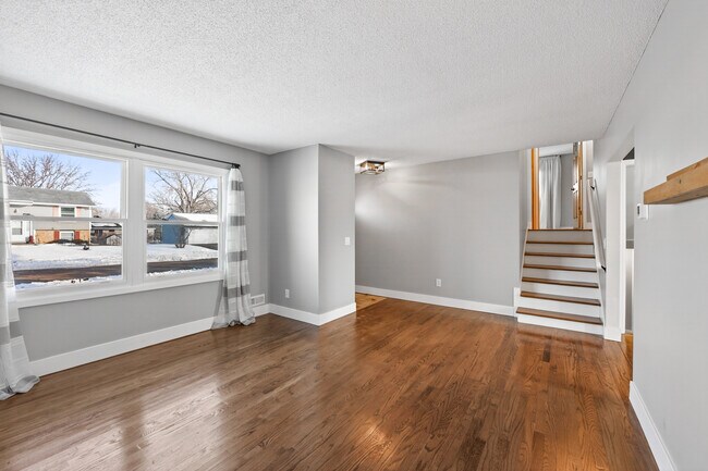 Building Photo - 15348 Drexel Way