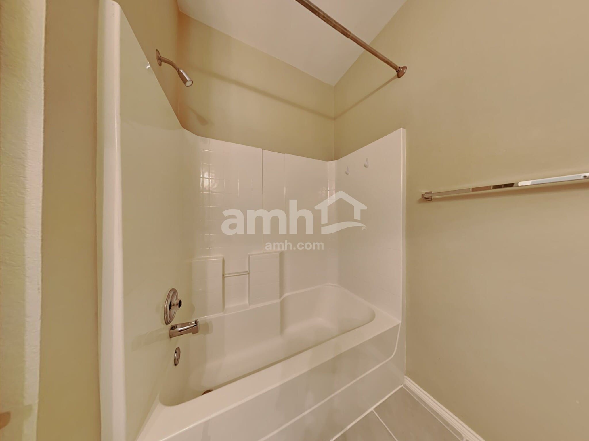 Building Photo - 1404 Blue Gill Ln