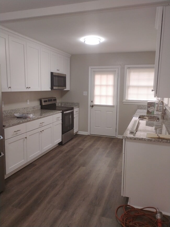 Building Photo - 22 Glendale Rd