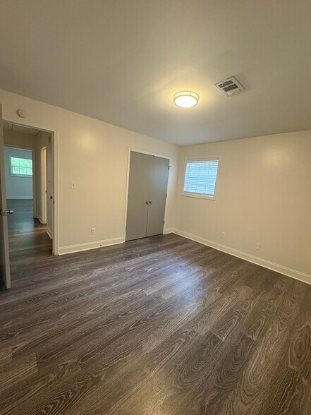 Building Photo - 1044 Garner Rd SW