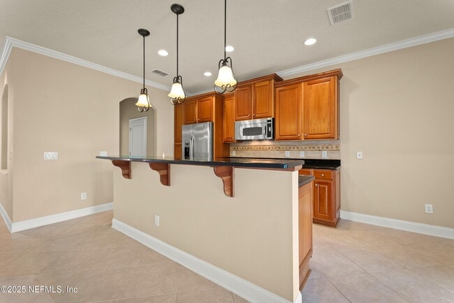 Building Photo - 13519 Isla Vista Dr