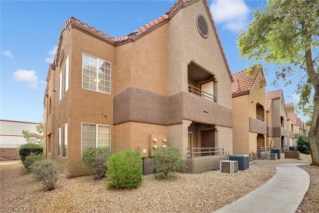 Building Photo - 2200 S Fort Apache Rd