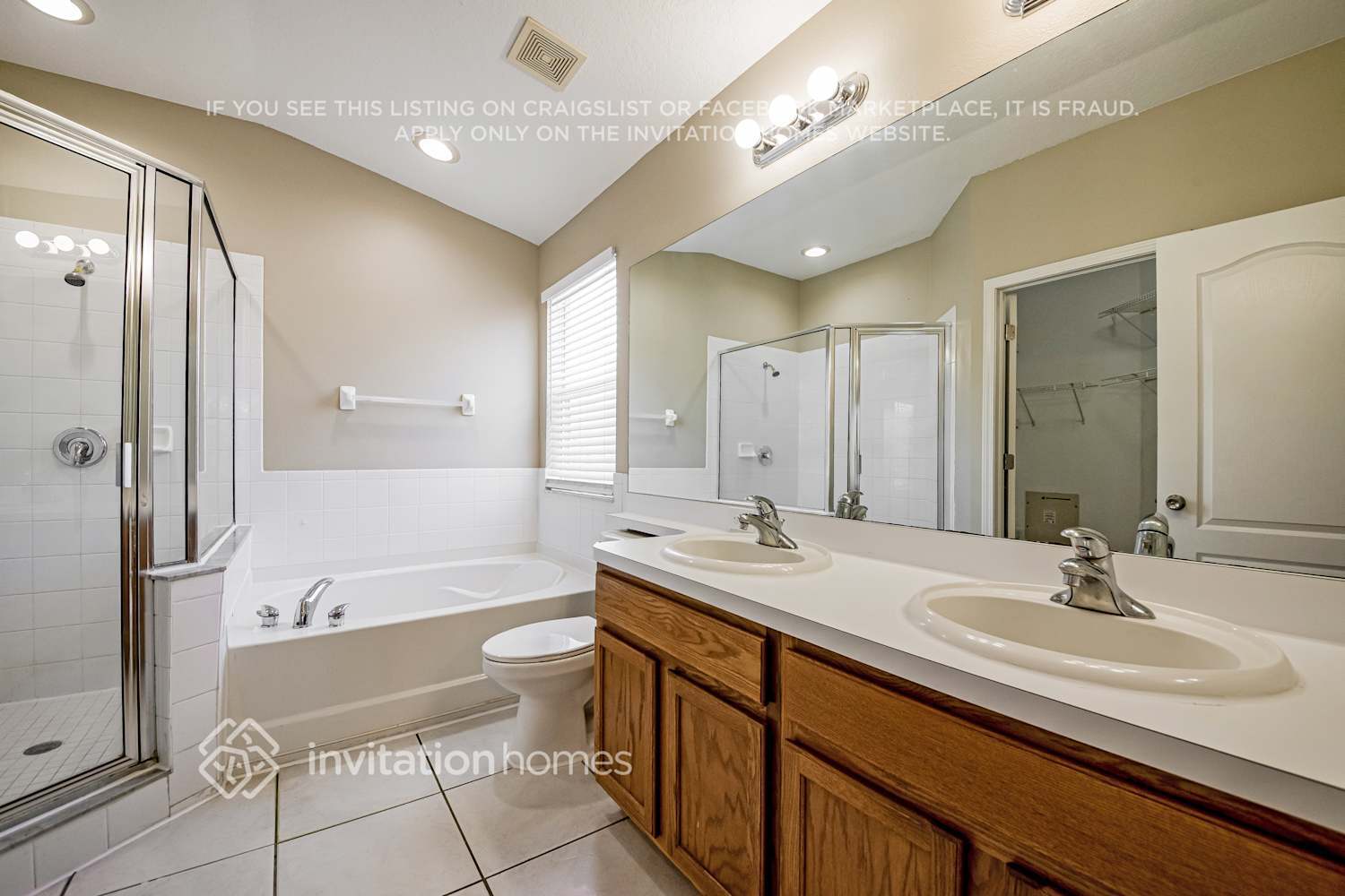 Building Photo - 710 Cristelle Jean Dr