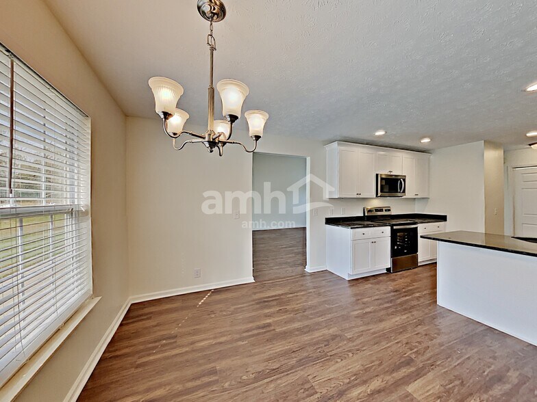 Building Photo - 4017 Omaha Ct