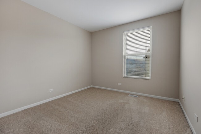 Building Photo - 101 Driscoll Ln