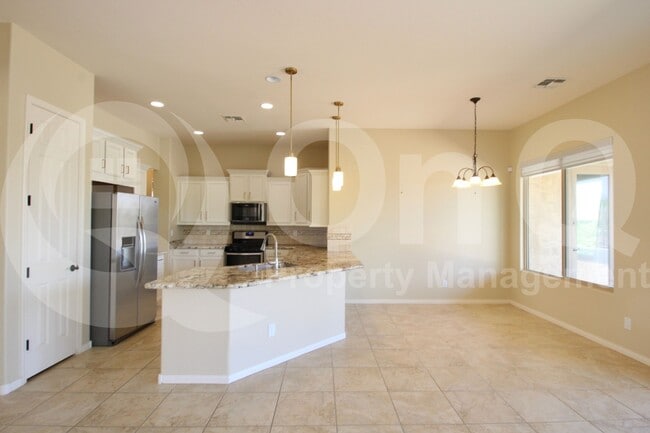 Building Photo - 17824 W Cedarwood Ln