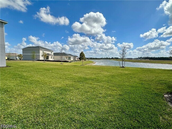 Building Photo - 11812 Cloverly Ln