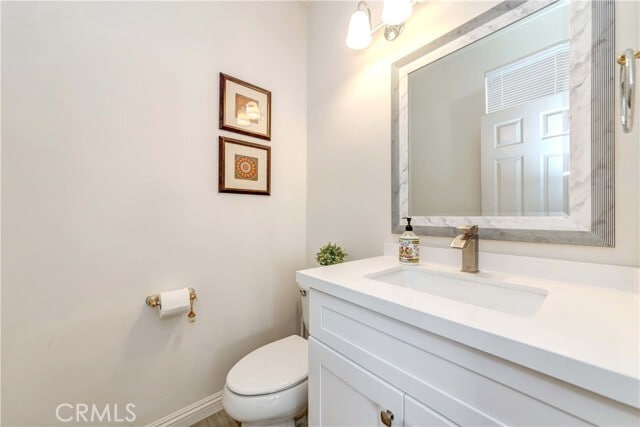 Building Photo - 5 Pelicano