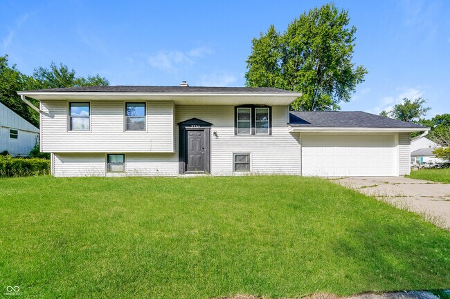 Primary Photo - 3730 Erin Dr