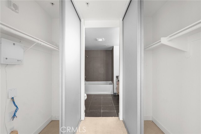 Building Photo - 1234 Wilshire Blvd