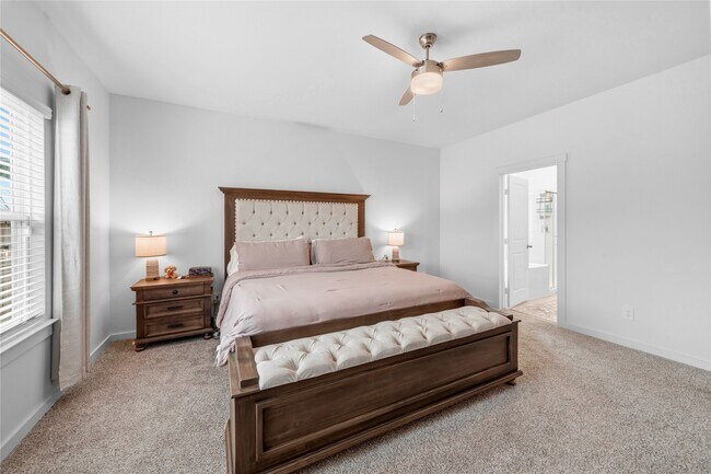 Building Photo - 1542 Merulana Lane