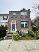 Building Photo - 123 Abelia Dr