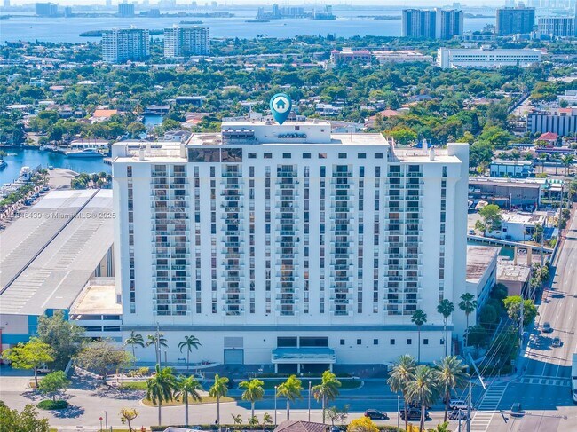 Building Photo - 13499 Biscayne Blvd