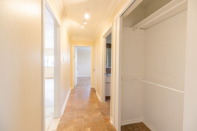 Building Photo - 4113 Edison St