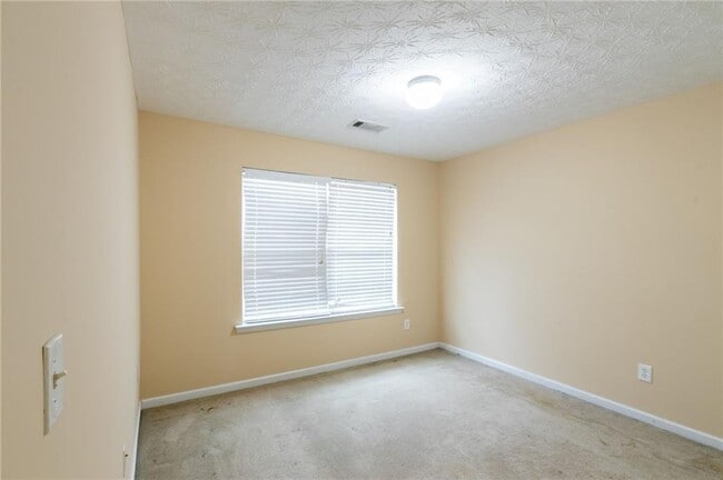 Building Photo - 778 Roxholly Ln NE