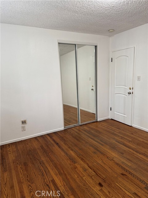 Building Photo - 3833 W 105th St