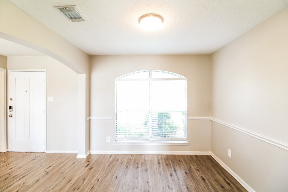 Building Photo - 304 Cedar Branch Dr