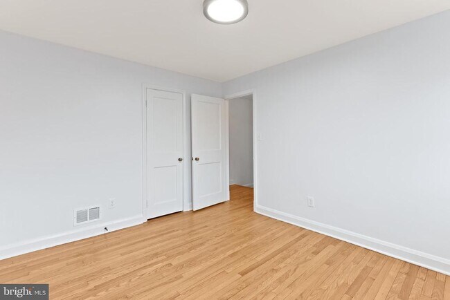 Building Photo - 1667 Hardwick Rd