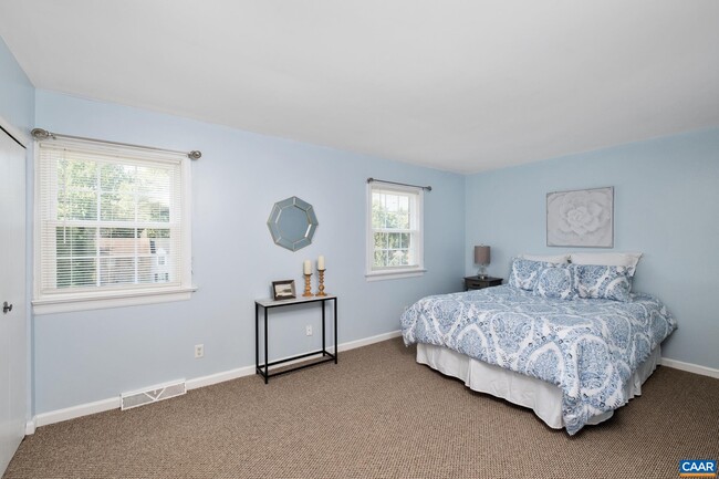 Building Photo - 114 Georgetown Green