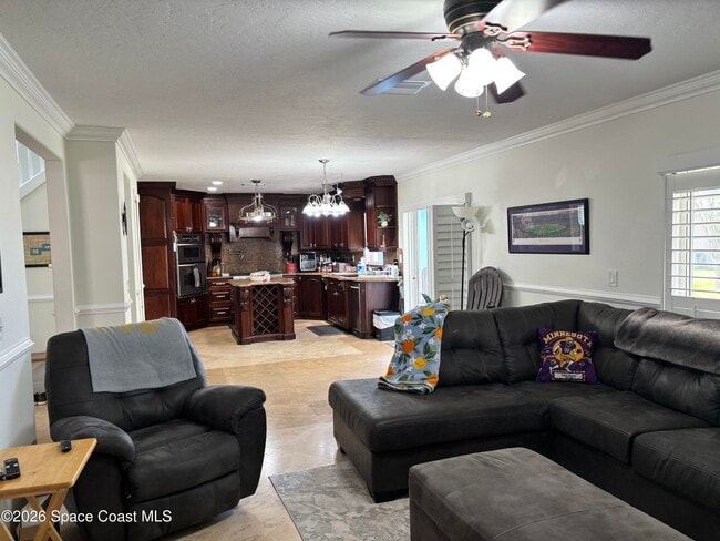 Building Photo - 1192 White Oak Cir