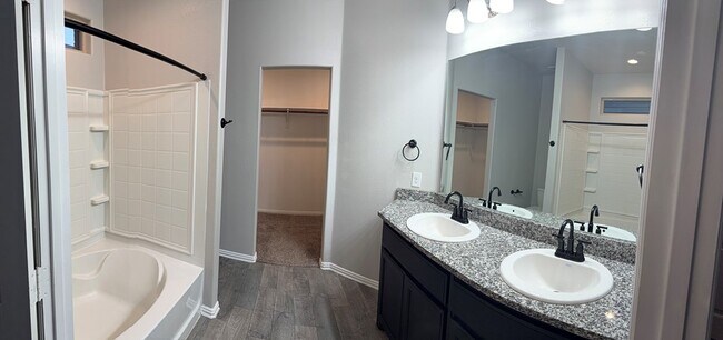 Building Photo - 7335 Horton Ranch Rd