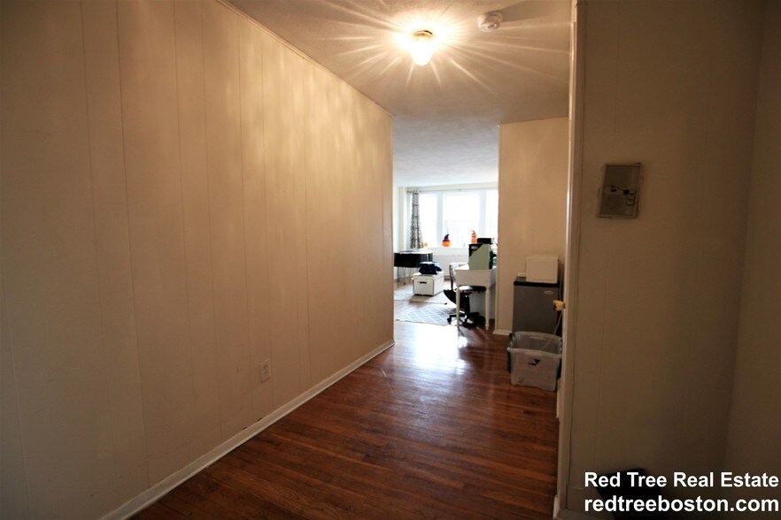 Building Photo - 1999 Commonwealth Avenue