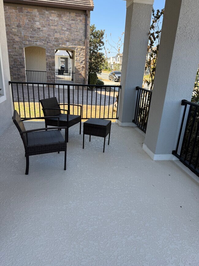 Building Photo - 12616 Salomon Cove Dr