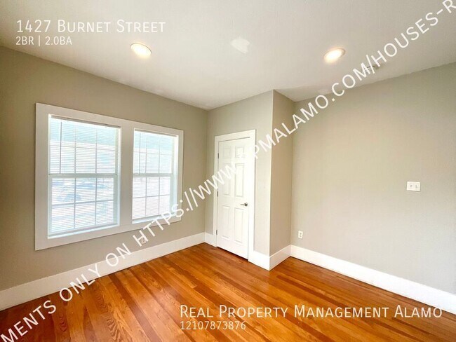 Building Photo - 1427 Burnet St