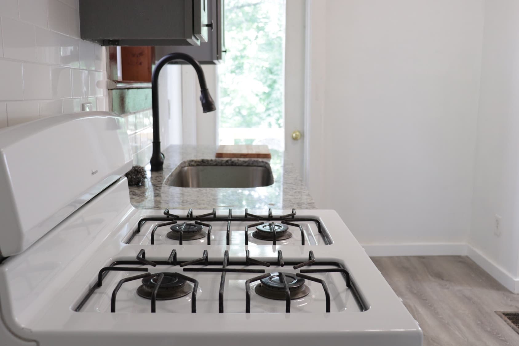 Building Photo - 1033 Flemington St