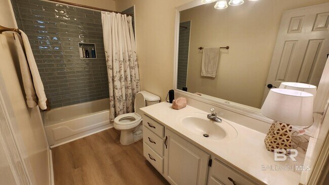 Building Photo - 31072 Oakleigh Dr